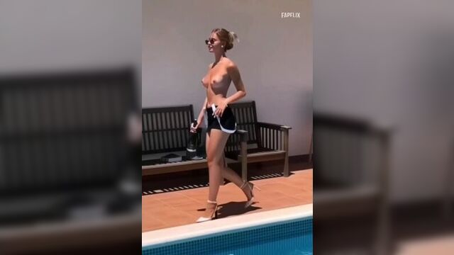 Лиза Из Метро Слив Порно
